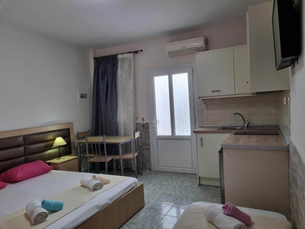 ميتامورفوسي Anna Christina Apartments المظهر الخارجي الصورة