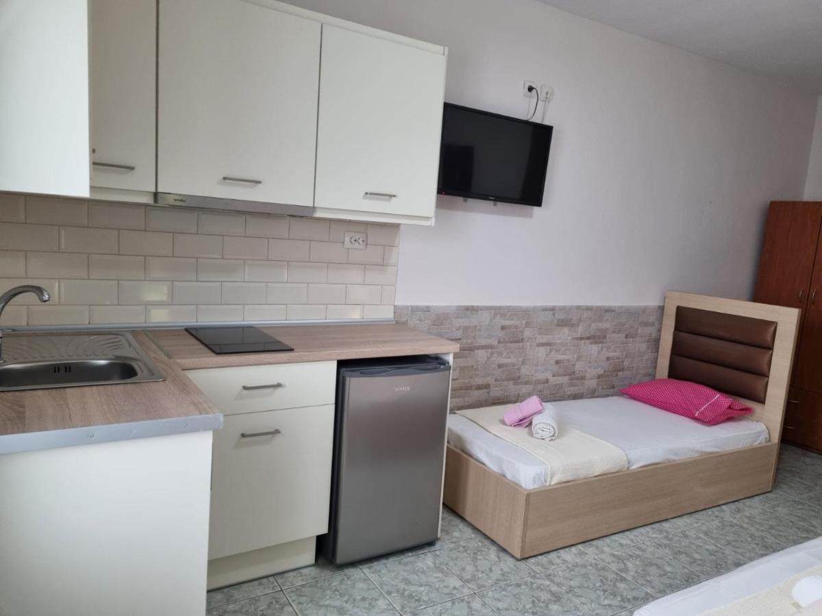 ميتامورفوسي Anna Christina Apartments المظهر الخارجي الصورة