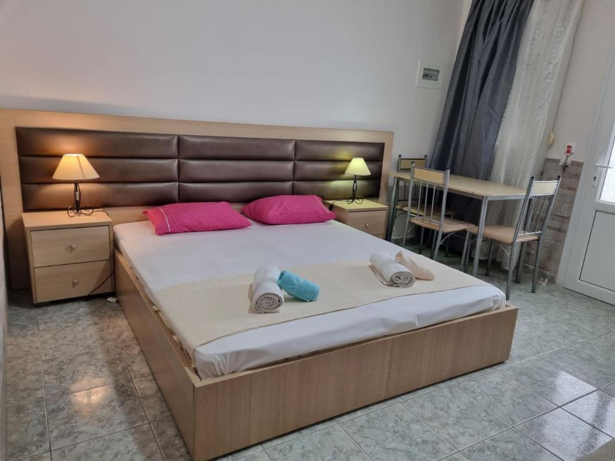 ميتامورفوسي Anna Christina Apartments المظهر الخارجي الصورة